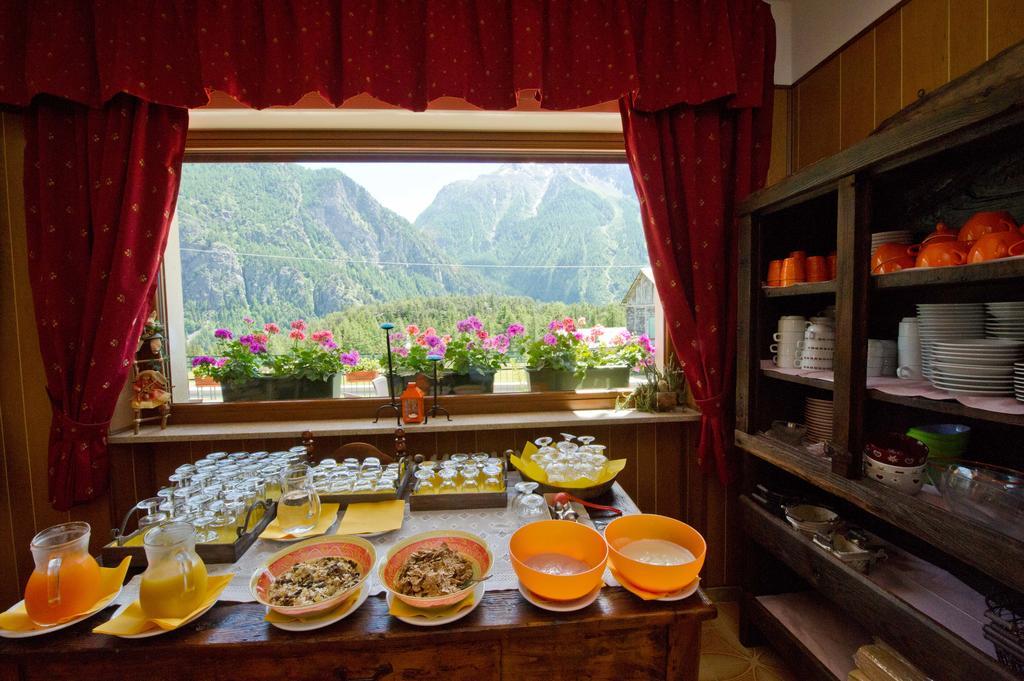 Albergo Valentino Bionaz Bagian luar foto