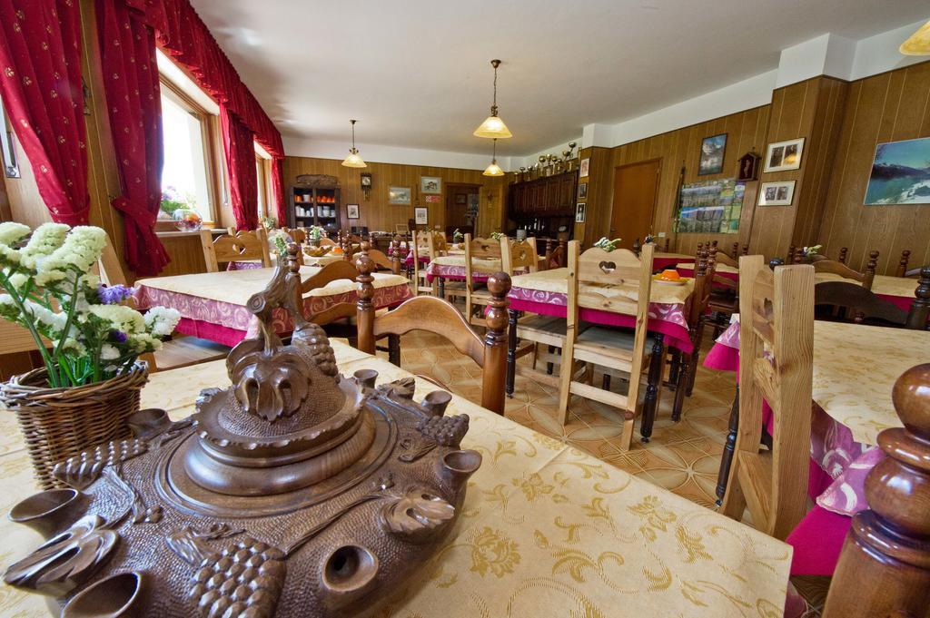 Albergo Valentino Bionaz Bagian luar foto