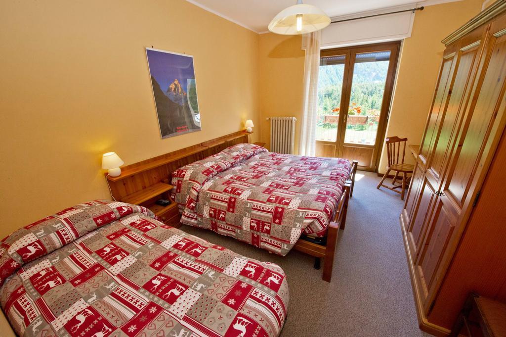 Albergo Valentino Bionaz Bagian luar foto