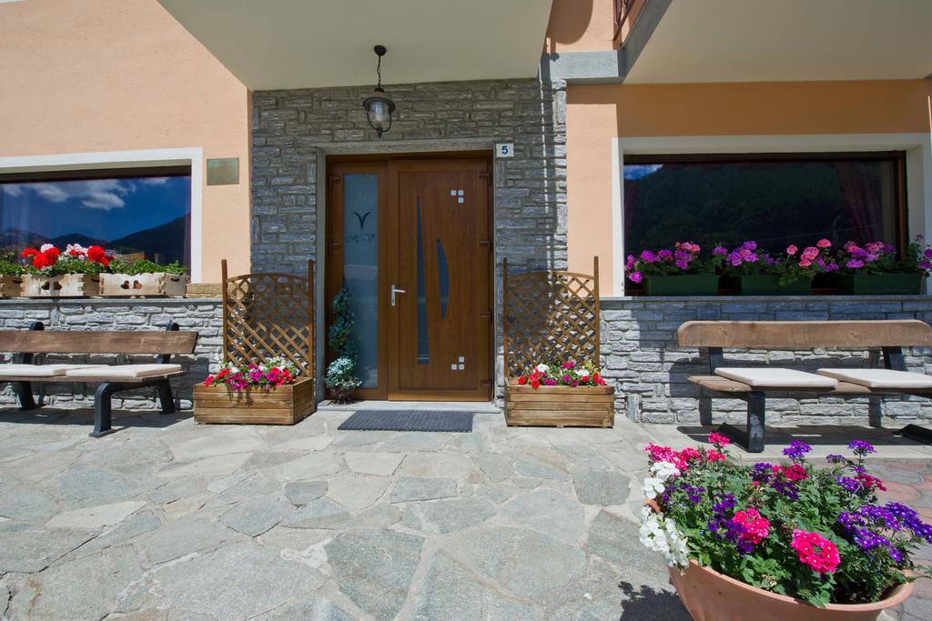 Albergo Valentino Bionaz Bagian luar foto