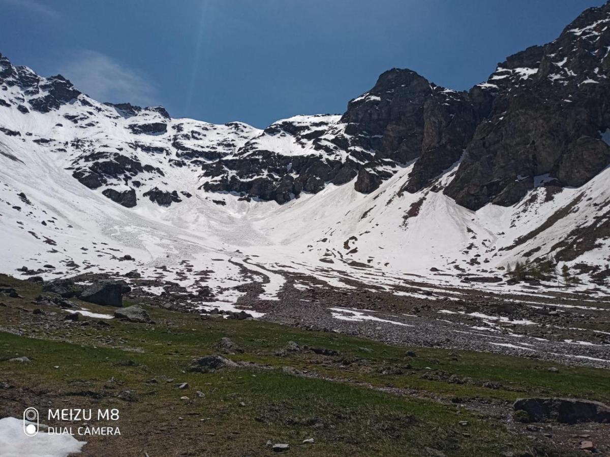 Albergo Valentino Bionaz Bagian luar foto